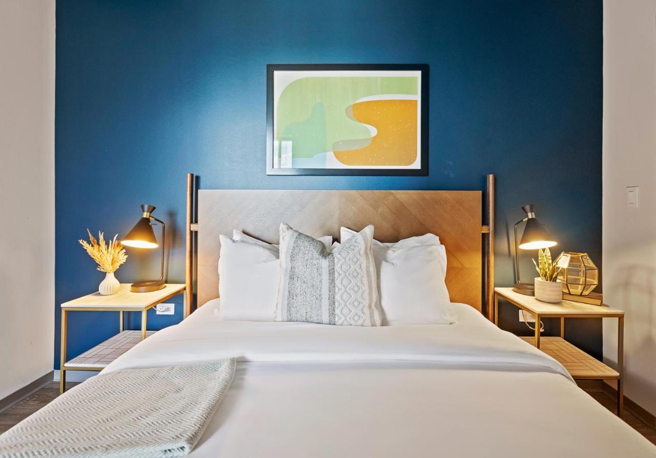 Placemakr Premier Sobro Hotel 5*